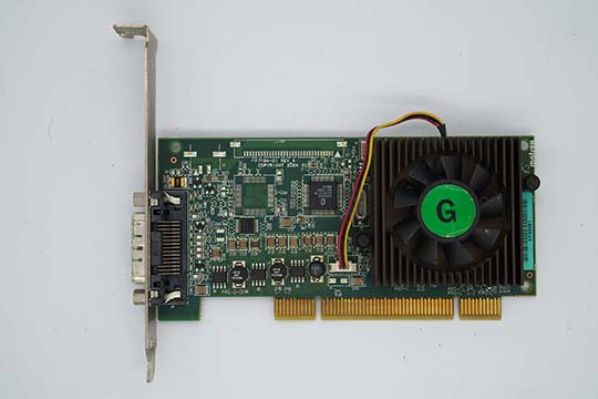 Matrox 迈创Parhelia 幻日 P650-PCI 64MB显示卡RAD-PA0-OE5F（Parhelia-LX芯片）